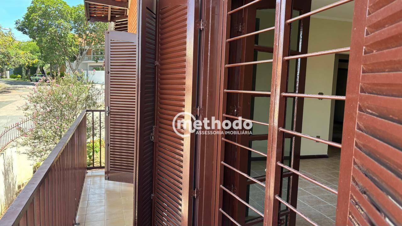 Casa para alugar com 4 quartos, 265m² - Foto 6