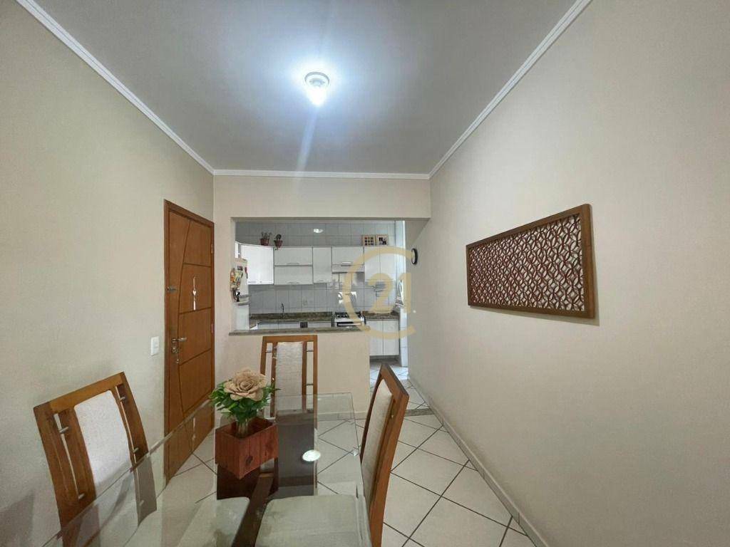 Apartamento à venda com 2 quartos, 62m² - Foto 7