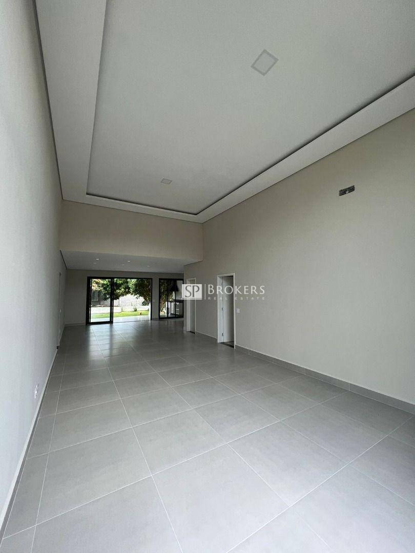 Casa de Condomínio à venda com 3 quartos, 316m² - Foto 4