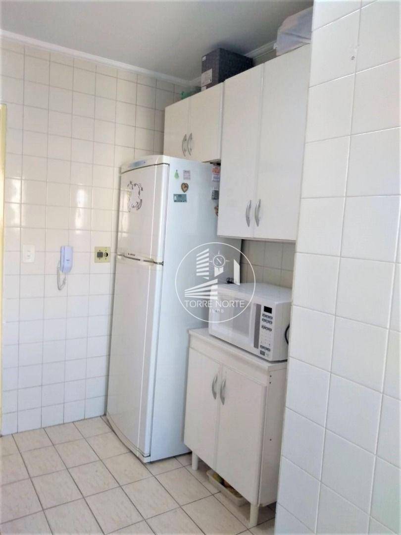 Apartamento à venda com 3 quartos, 97m² - Foto 5