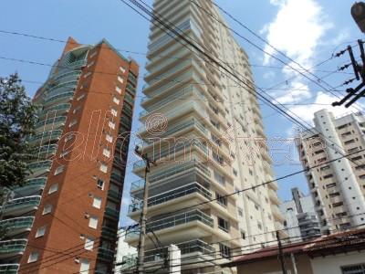 Apartamento para alugar com 3 quartos, 214m² - Foto 23