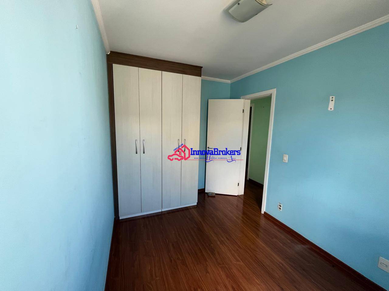 Apartamento à venda com 3 quartos, 76m² - Foto 13