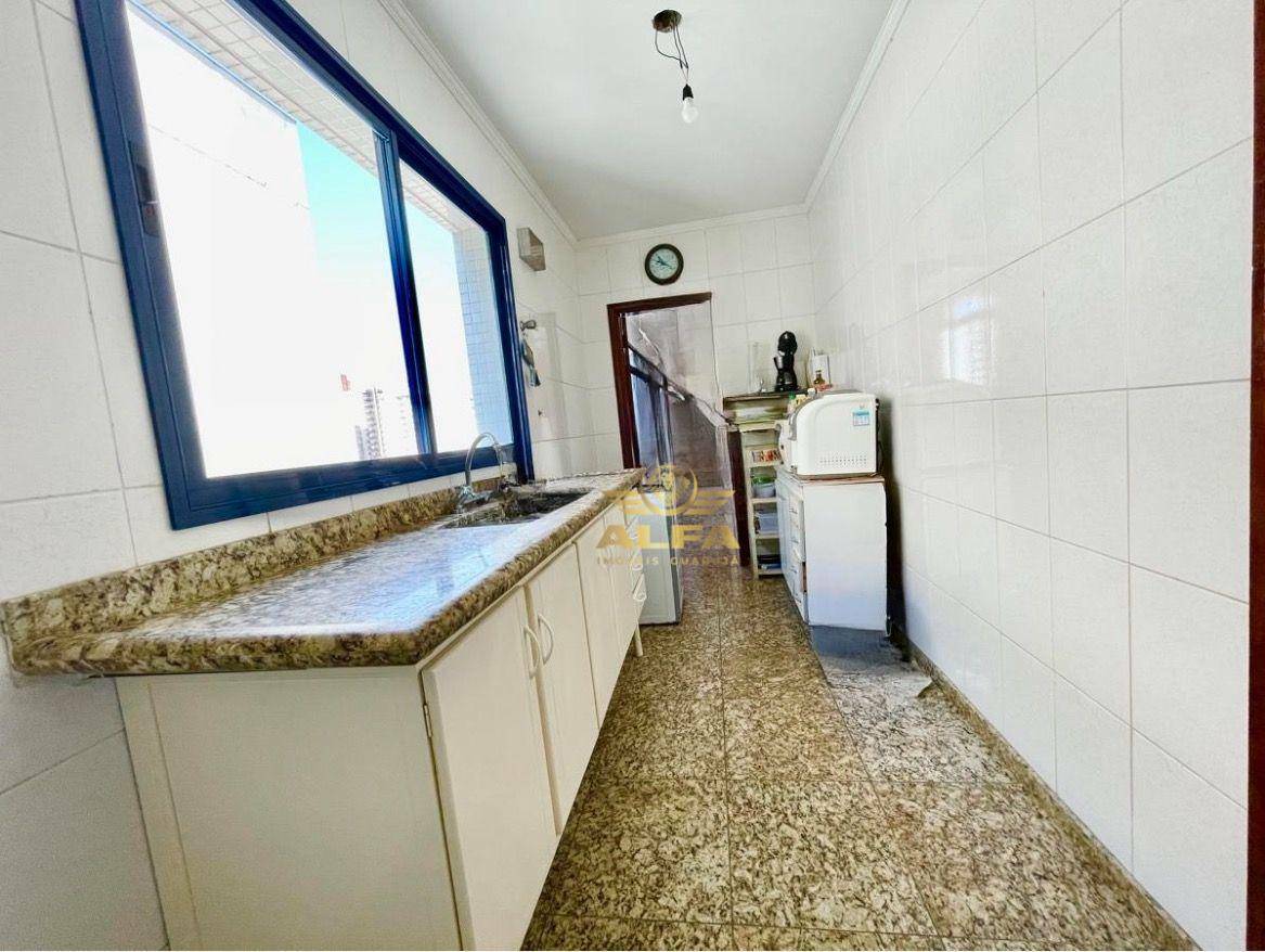 Apartamento à venda com 3 quartos, 120m² - Foto 17