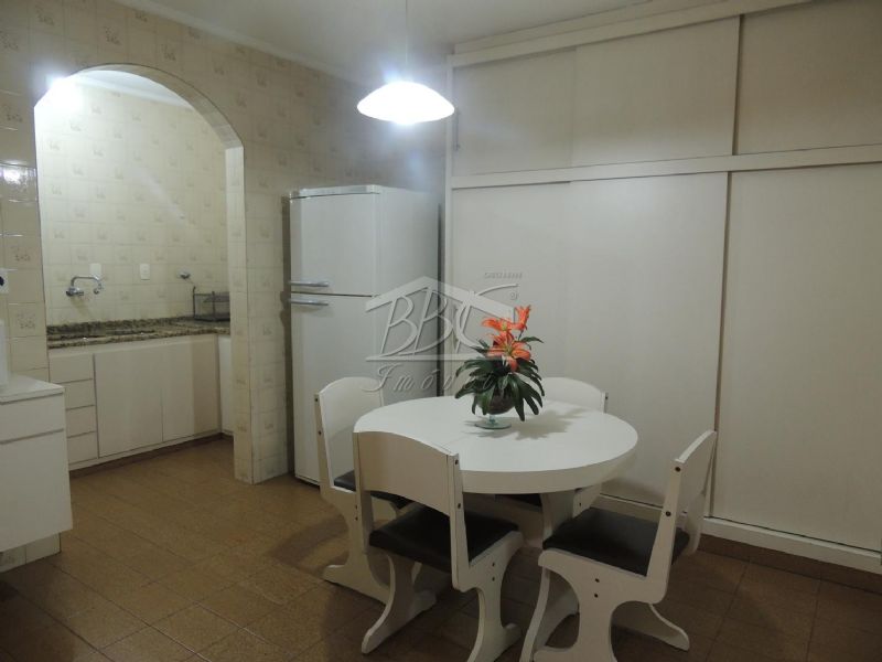 Casa à venda com 2 quartos, 200m² - Foto 10