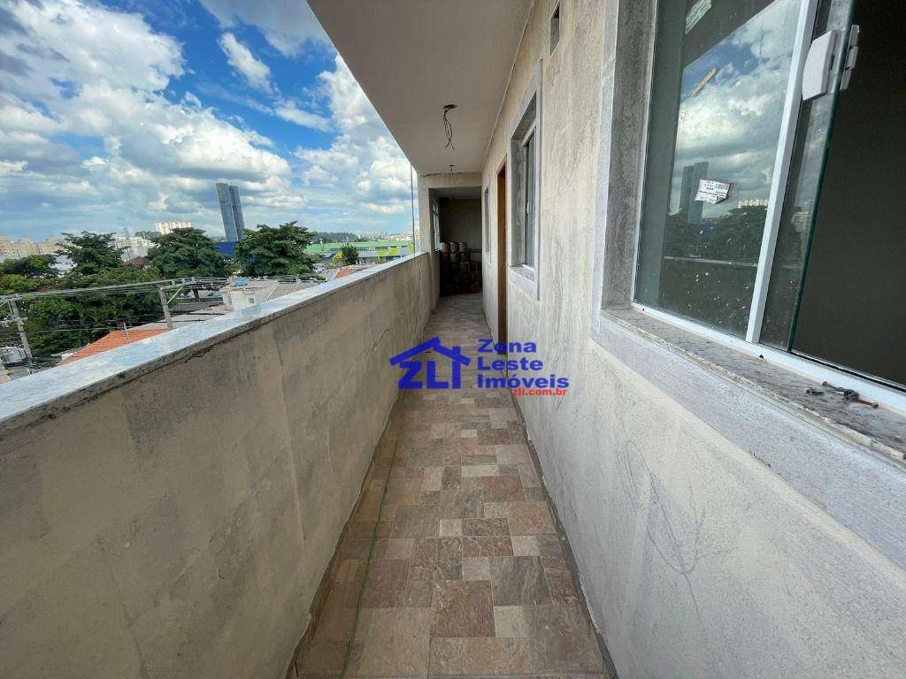 Apartamento à venda com 2 quartos, 40m² - Foto 6