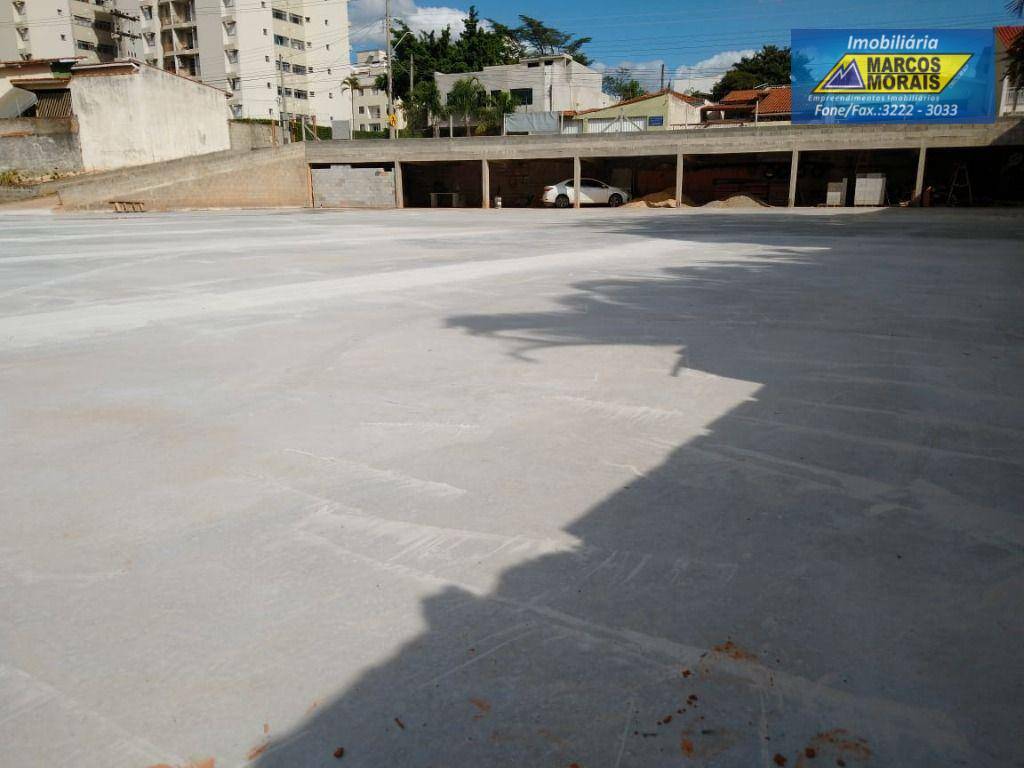 Terreno à venda e aluguel, 2200M2 - Foto 1