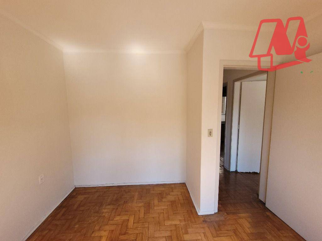 Apartamento para alugar com 3 quartos, 75m² - Foto 8