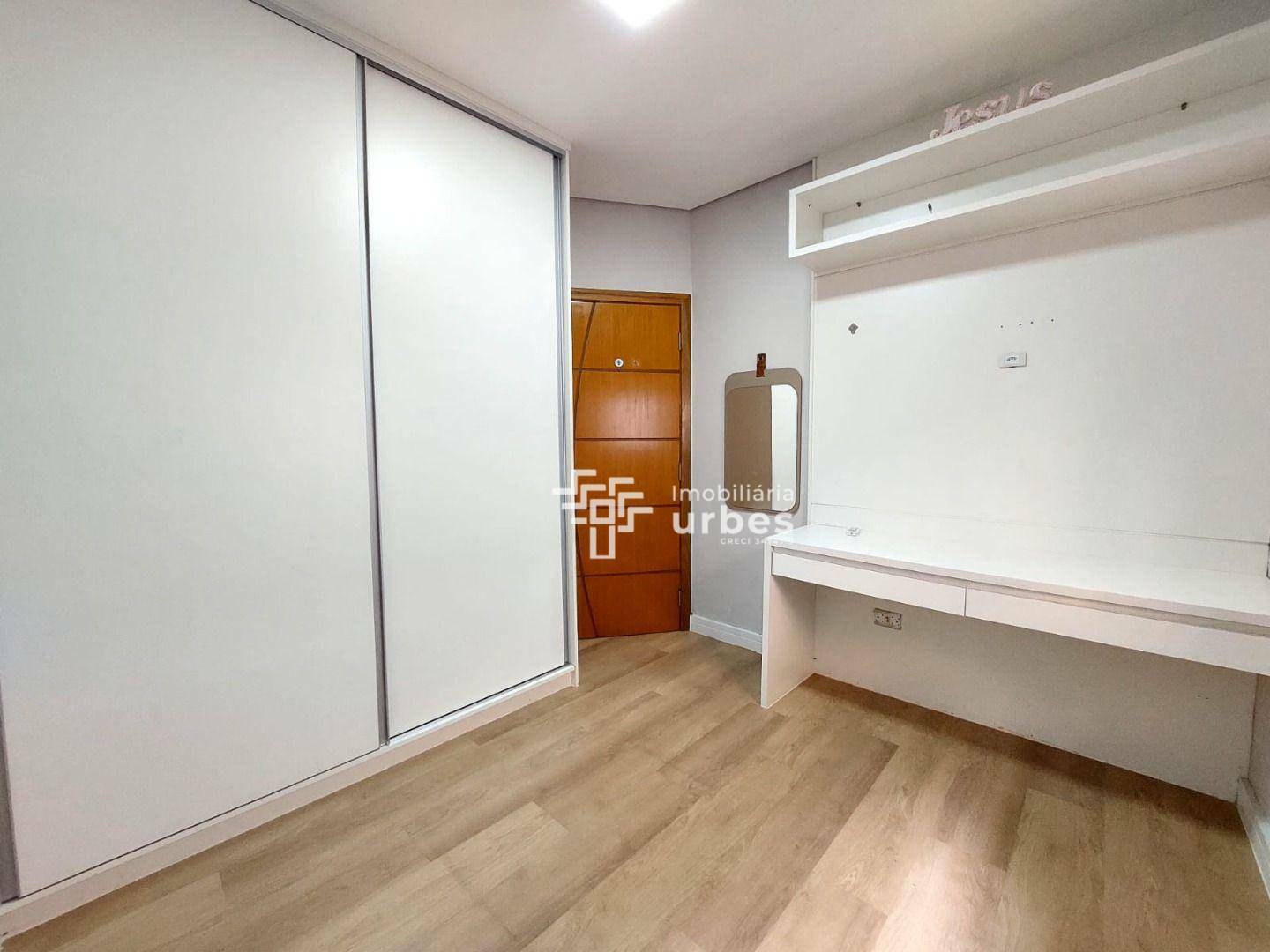 Casa para alugar com 3 quartos, 169m² - Foto 6