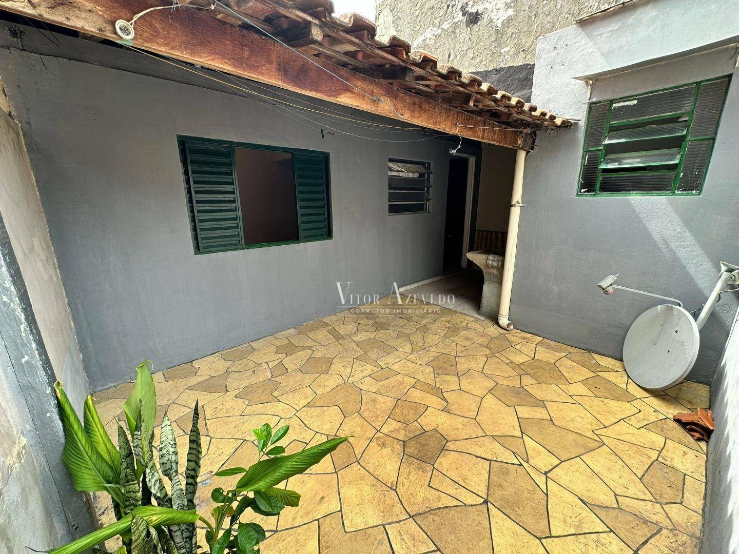 Casa à venda com 2 quartos, 140m² - Foto 14