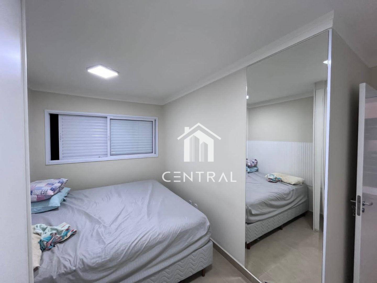 Apartamento à venda com 2 quartos, 50m² - Foto 13