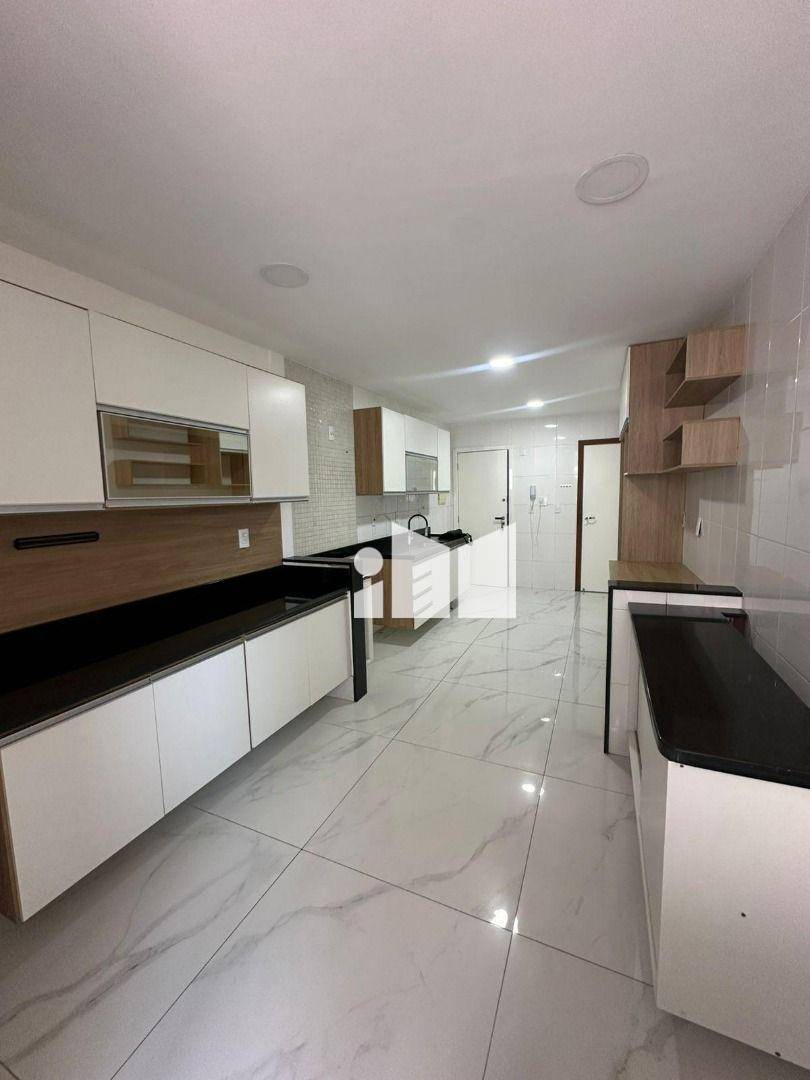 Apartamento à venda com 4 quartos, 160m² - Foto 14