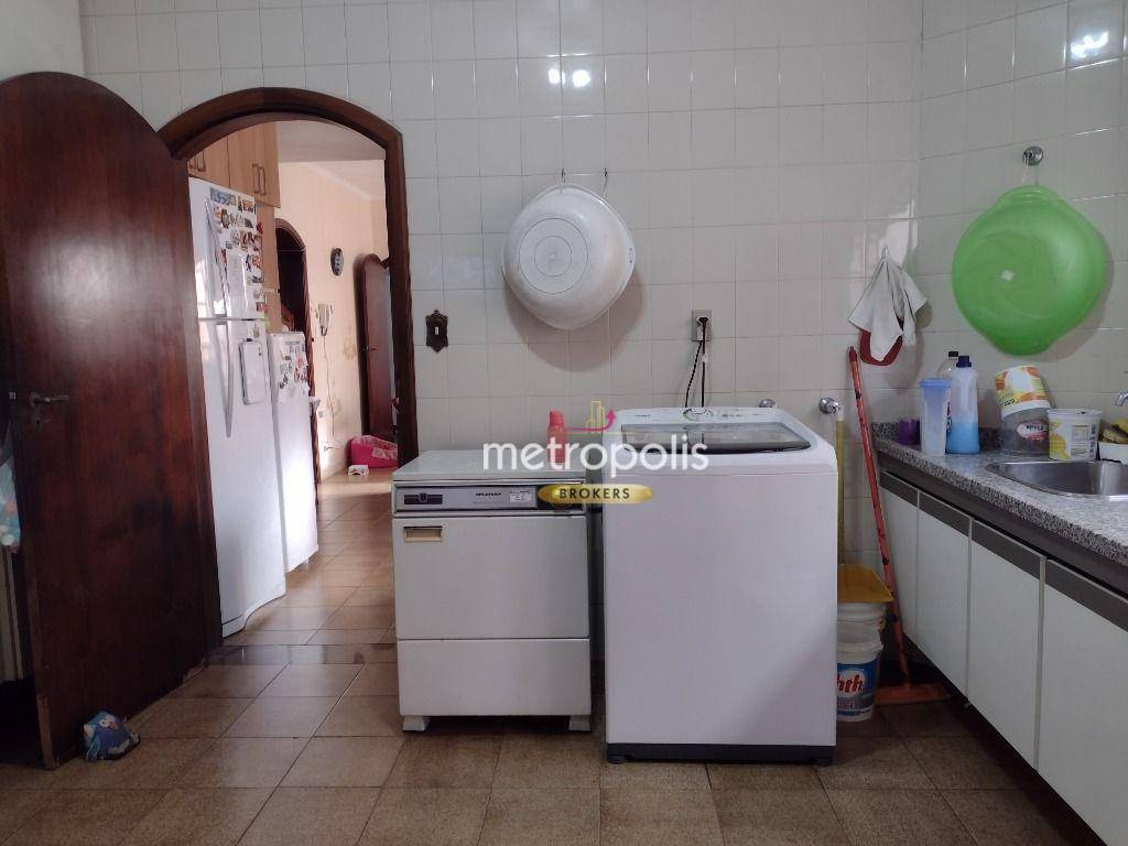 Sobrado à venda com 3 quartos, 375m² - Foto 21