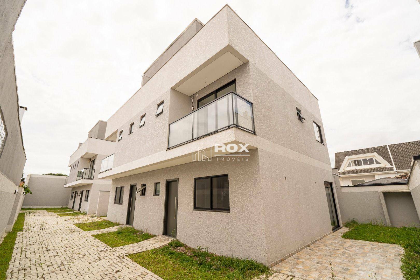 Sobrado à venda com 3 quartos, 130m² - Foto 1