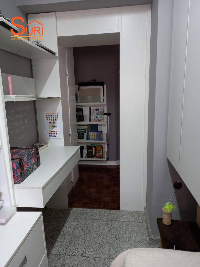 Apartamento à venda com 3 quartos, 175m² - Foto 23