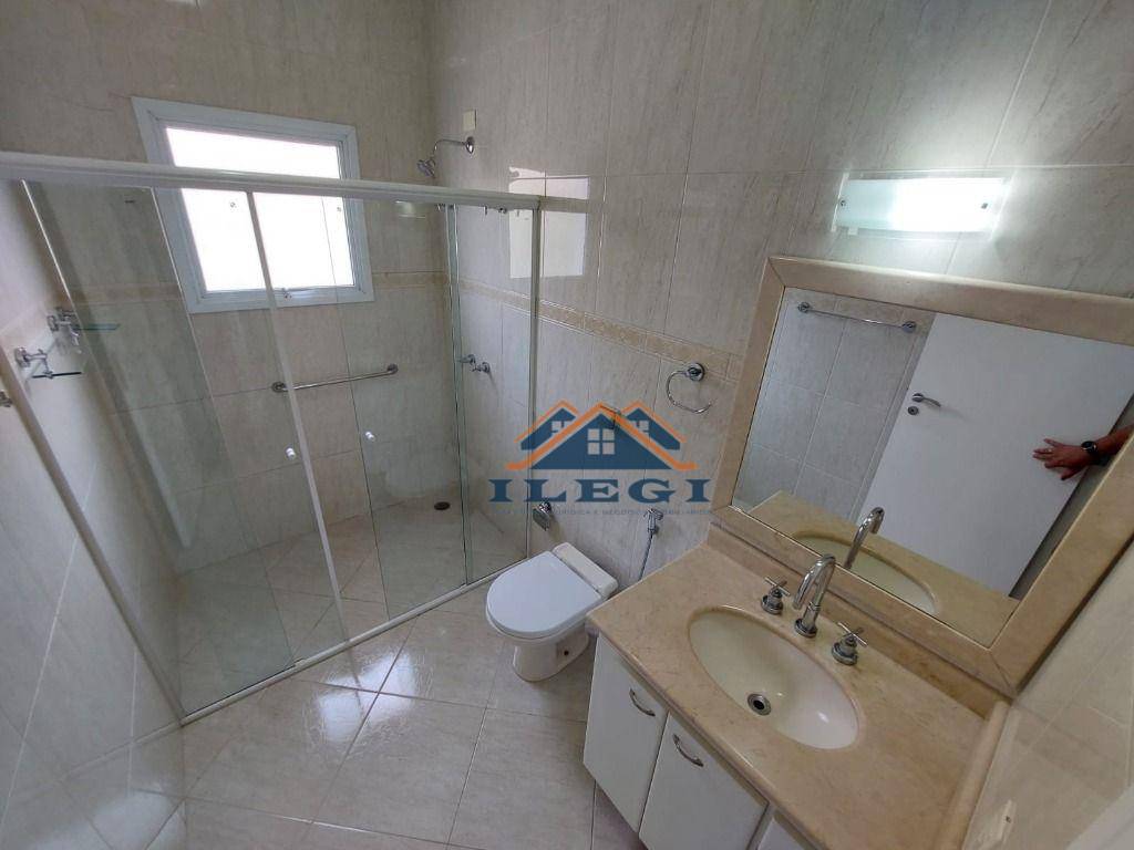 Casa de Condomínio para alugar com 3 quartos, 326M2 - Foto 14