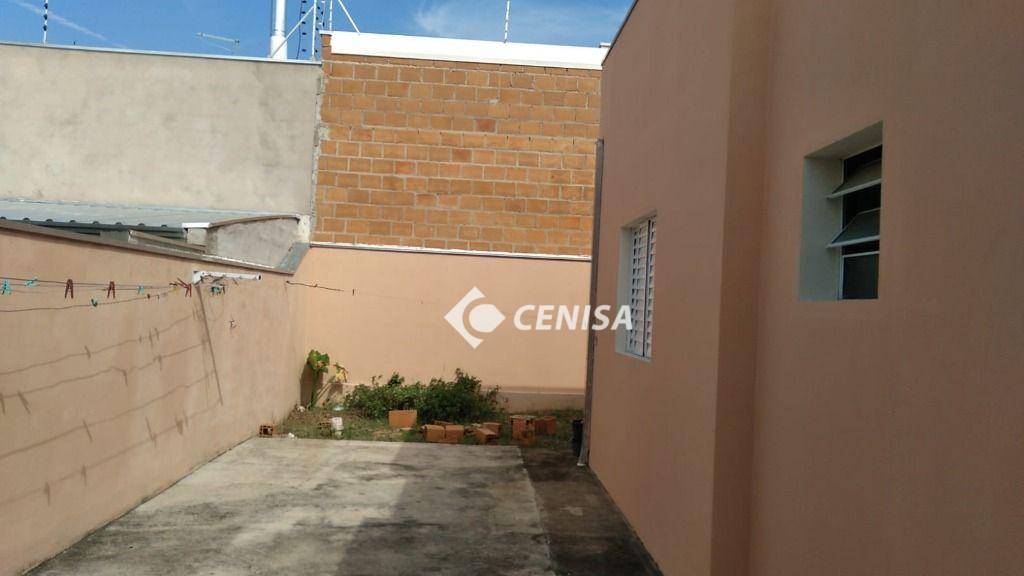 Casa à venda com 2 quartos, 68m² - Foto 9