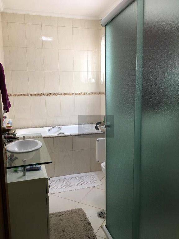 Sobrado à venda com 3 quartos, 290M2 - Foto 4