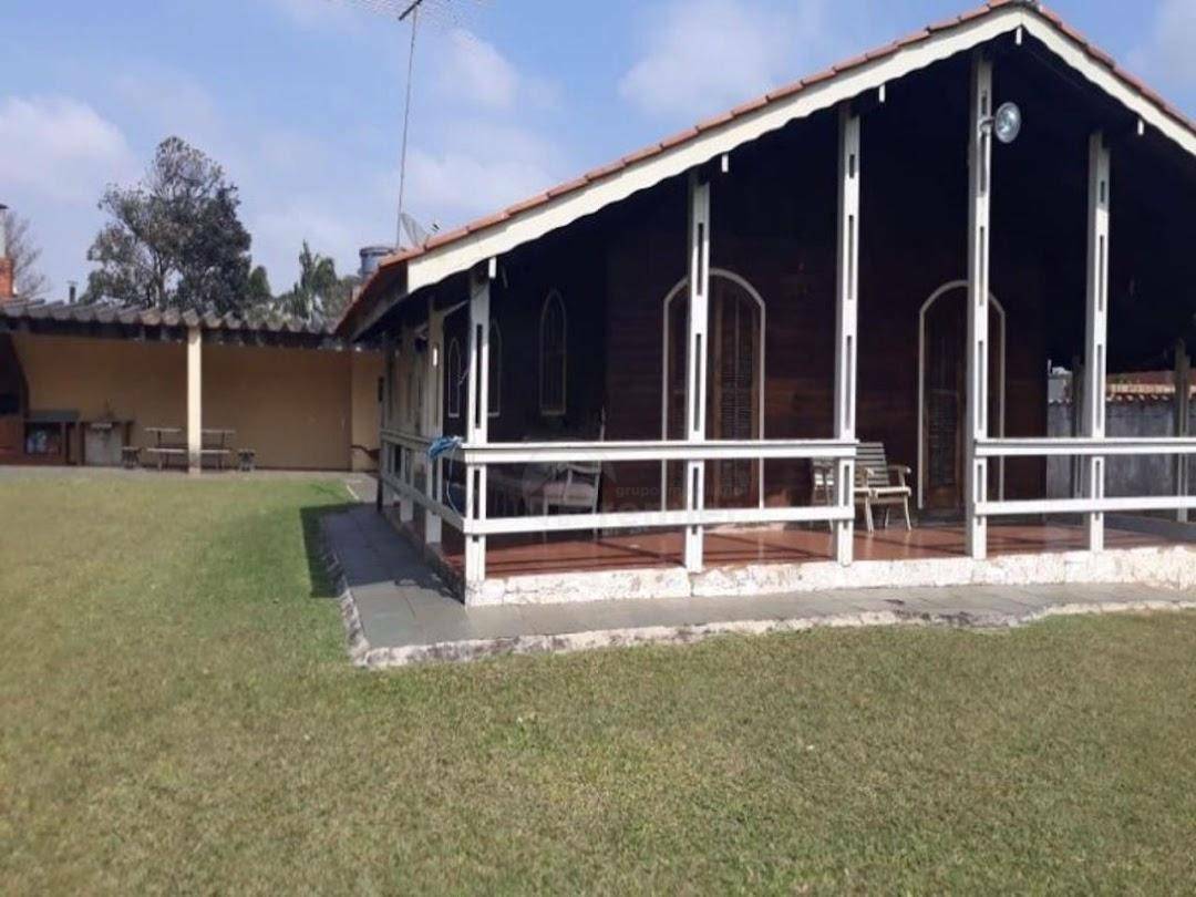 Chácara à venda com 3 quartos, 130m² - Foto 2