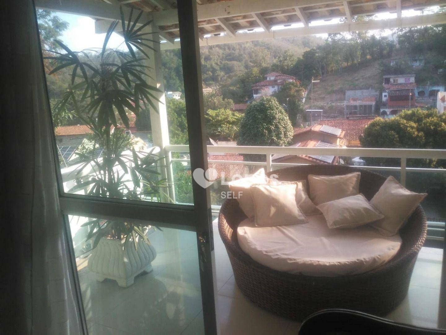 Casa à venda com 3 quartos, 200m² - Foto 6