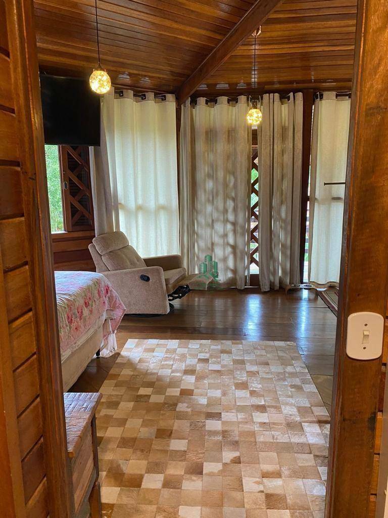 Chácara à venda com 3 quartos, 1500m² - Foto 11