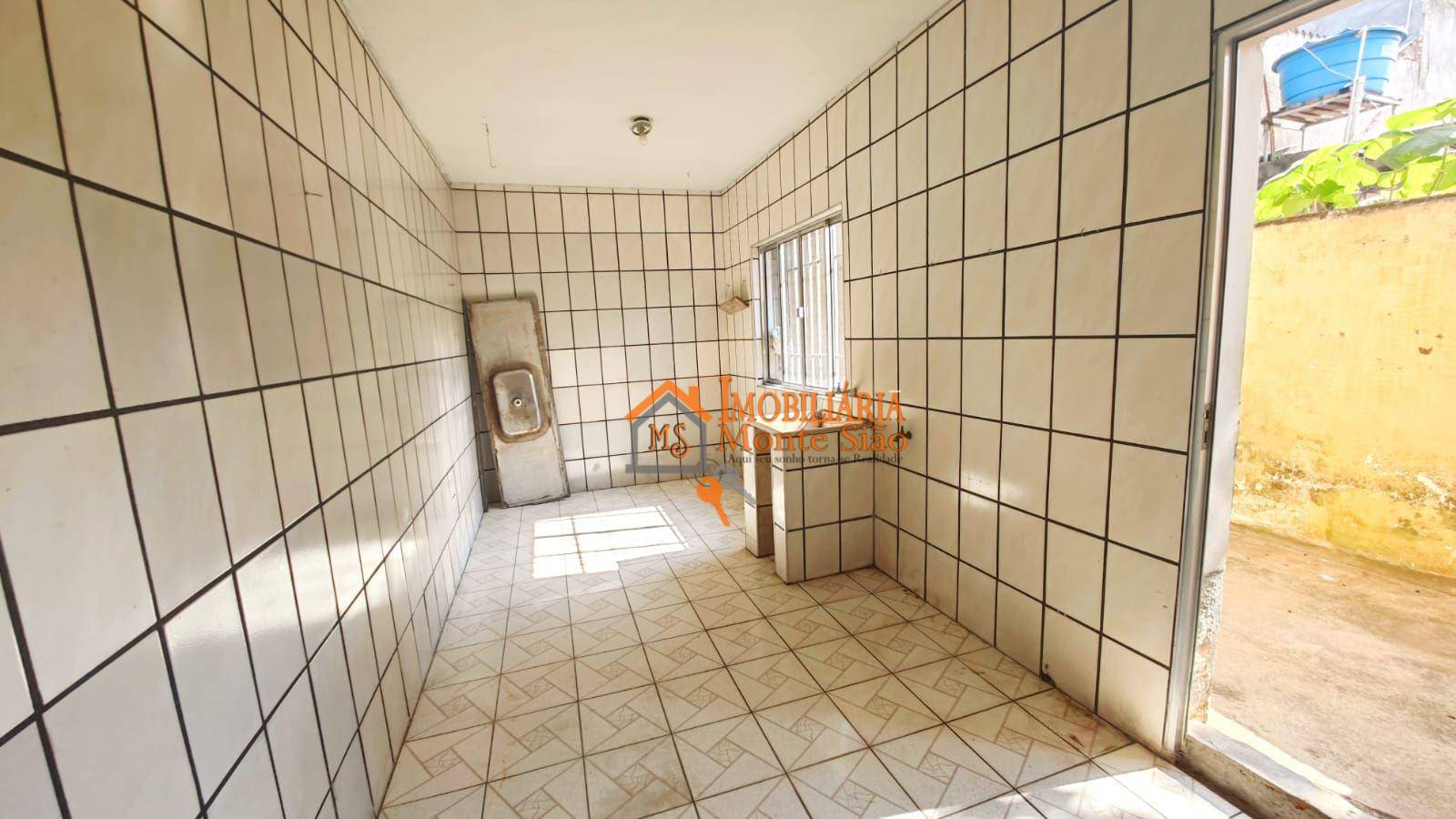 Sobrado à venda com 3 quartos, 200m² - Foto 14