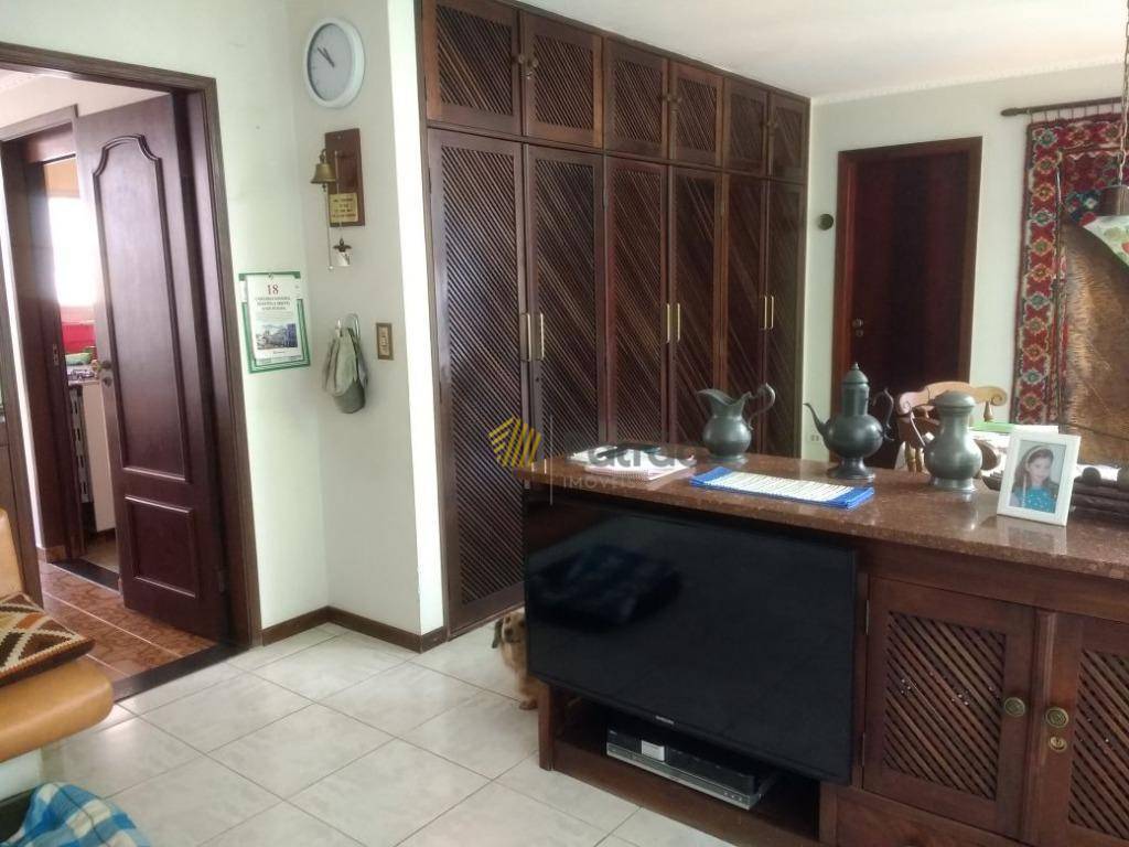 Sobrado à venda com 4 quartos, 335m² - Foto 9