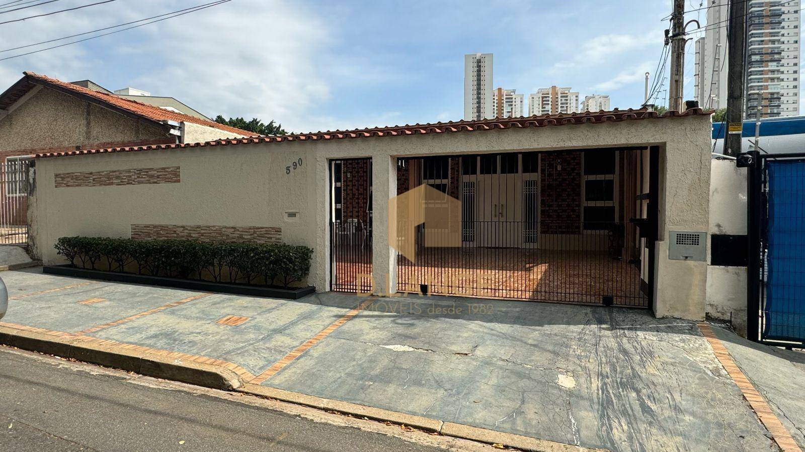 Casa, 3 quartos, 172 m² - Foto 2