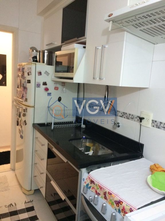 Apartamento à venda com 2 quartos, 48m² - Foto 5