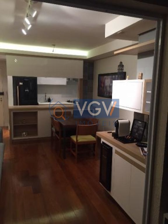 Apartamento à venda com 3 quartos, 70m² - Foto 6