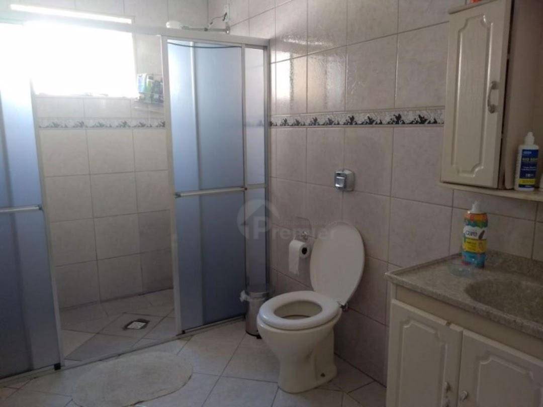 Casa à venda com 3 quartos, 220m² - Foto 9