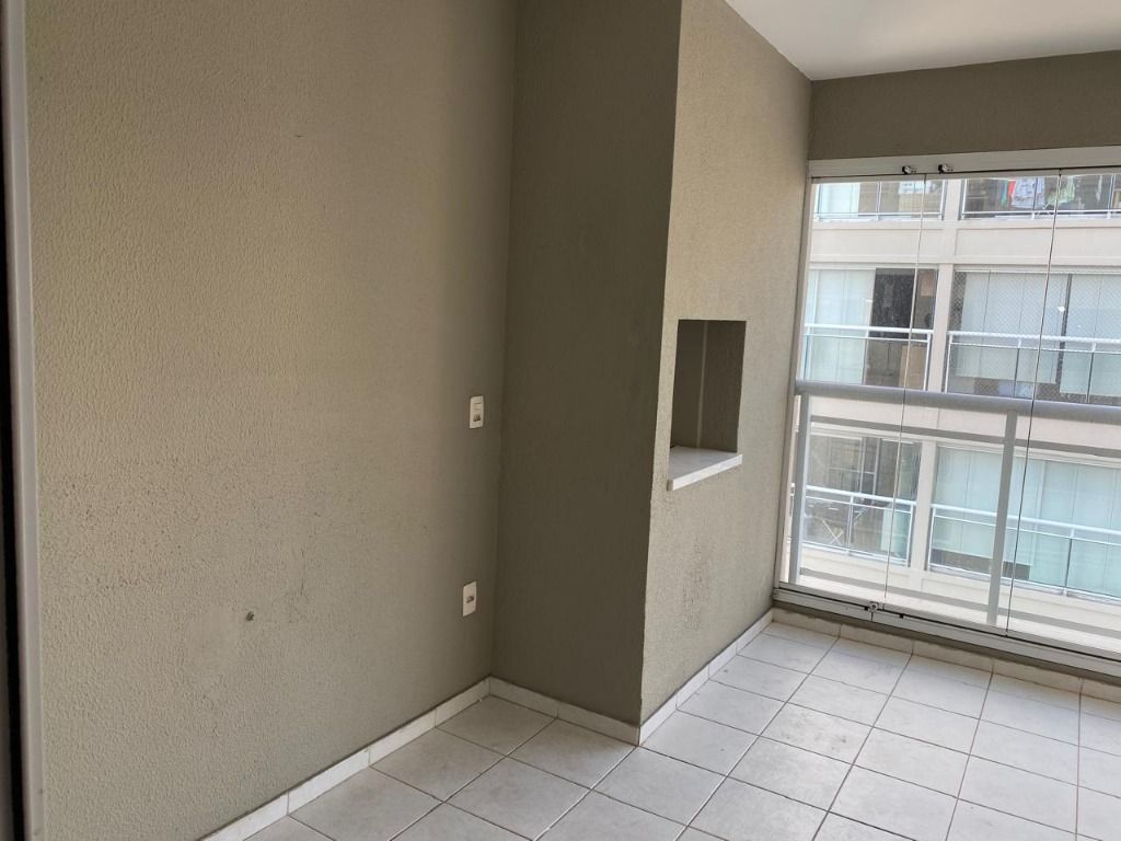 Apartamento à venda e aluguel com 2 quartos, 75m² - Foto 12