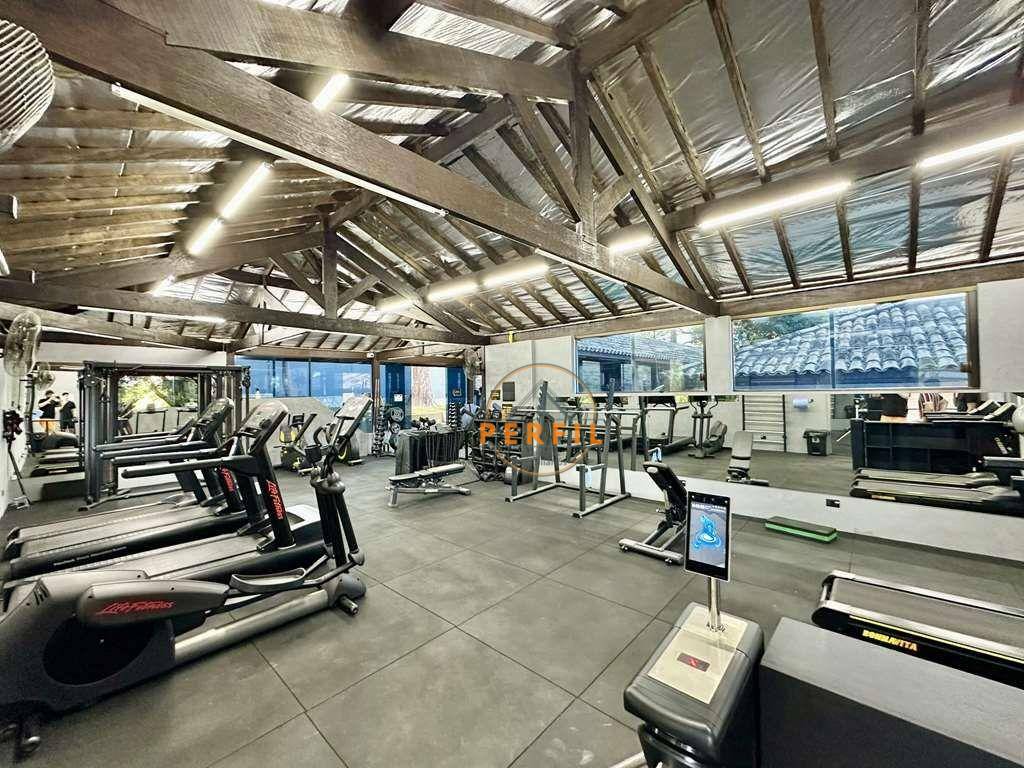 Casa de Condomínio à venda com 7 quartos, 628m² - Foto 42