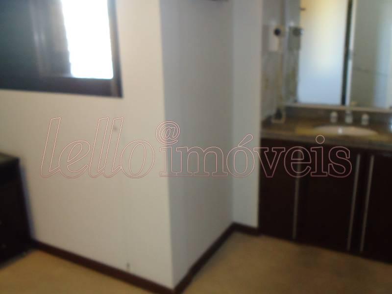 Apartamento para alugar com 1 quarto, 75m² - Foto 15