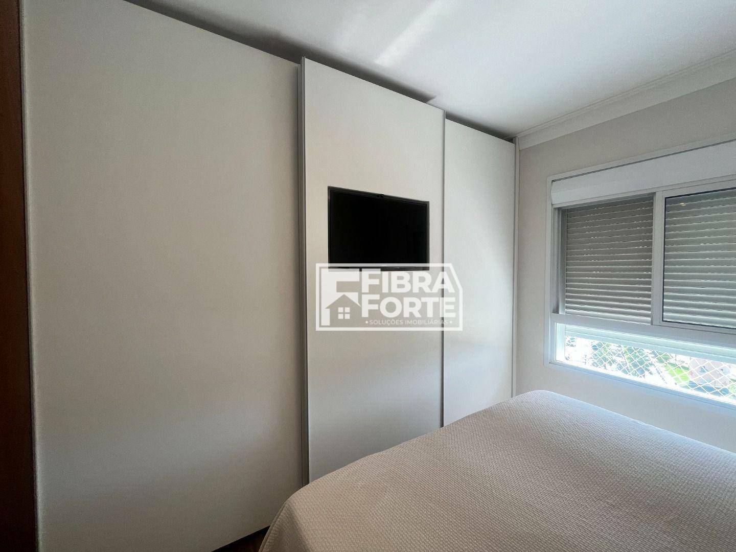 Apartamento à venda com 3 quartos, 137m² - Foto 35