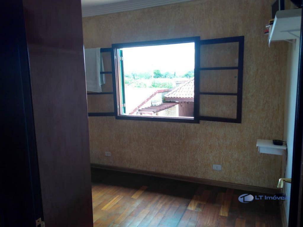 Sobrado à venda com 3 quartos, 330m² - Foto 14