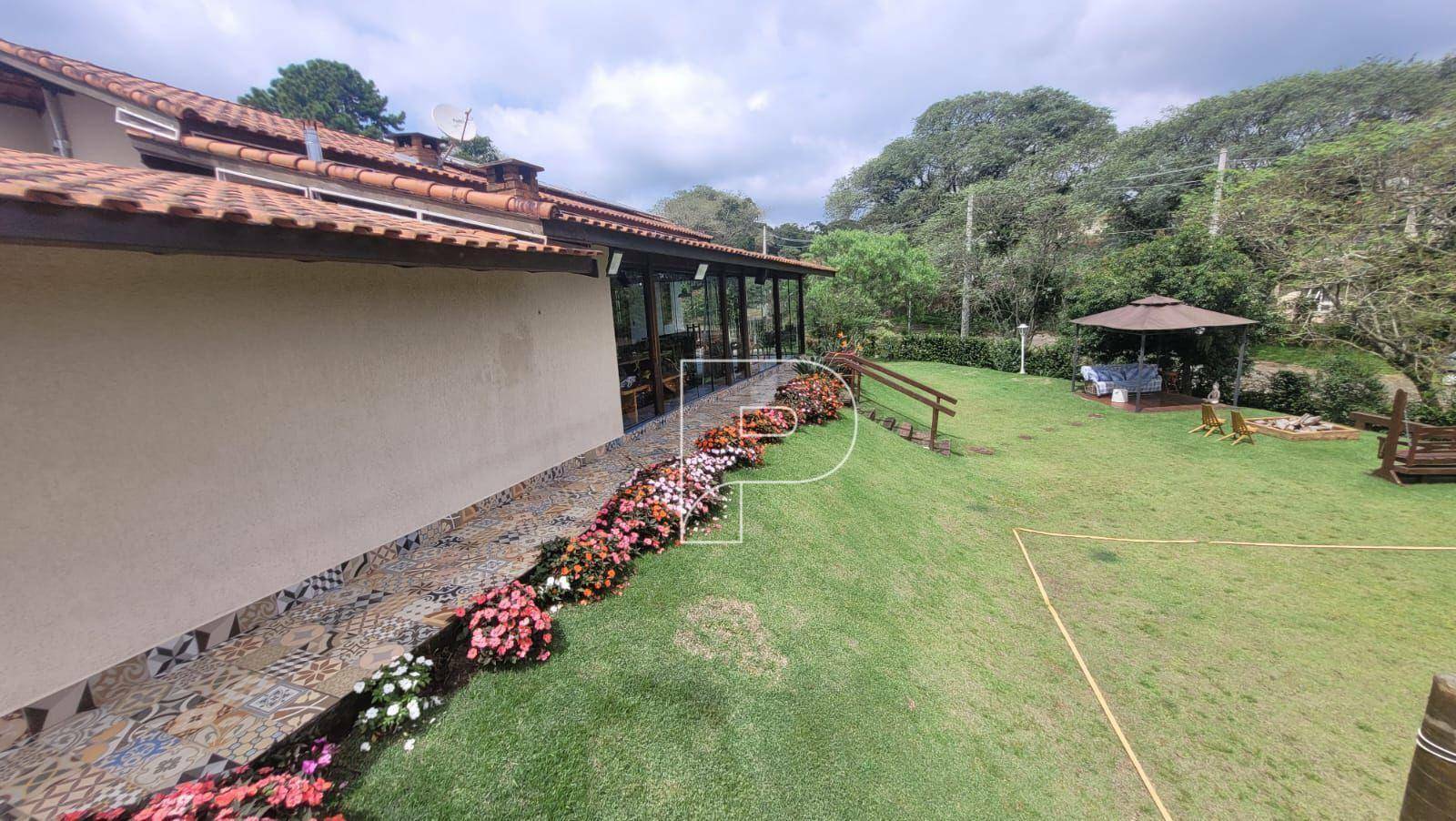 Casa de Condomínio à venda com 3 quartos, 220m² - Foto 5