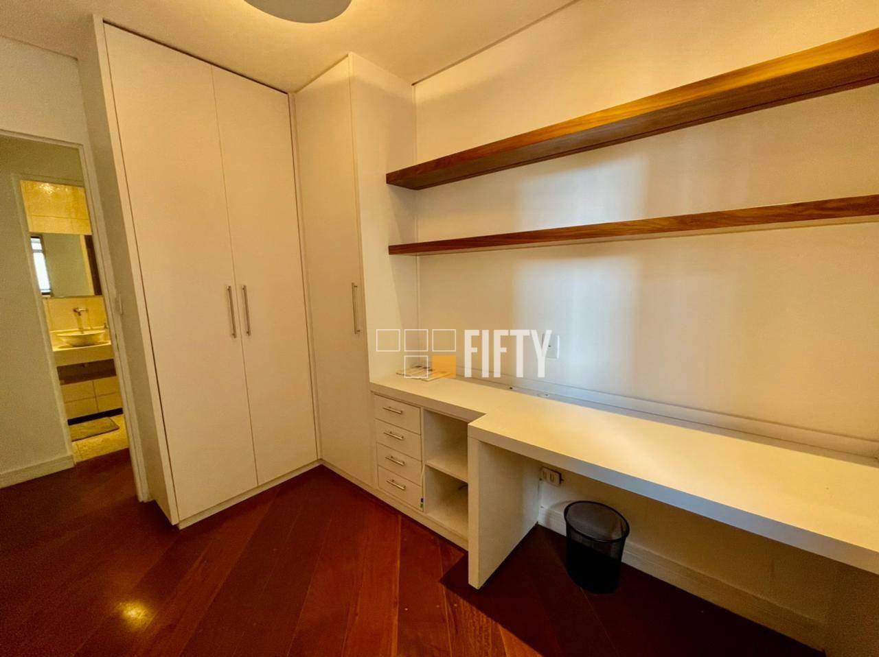 Apartamento à venda com 2 quartos, 77m² - Foto 11