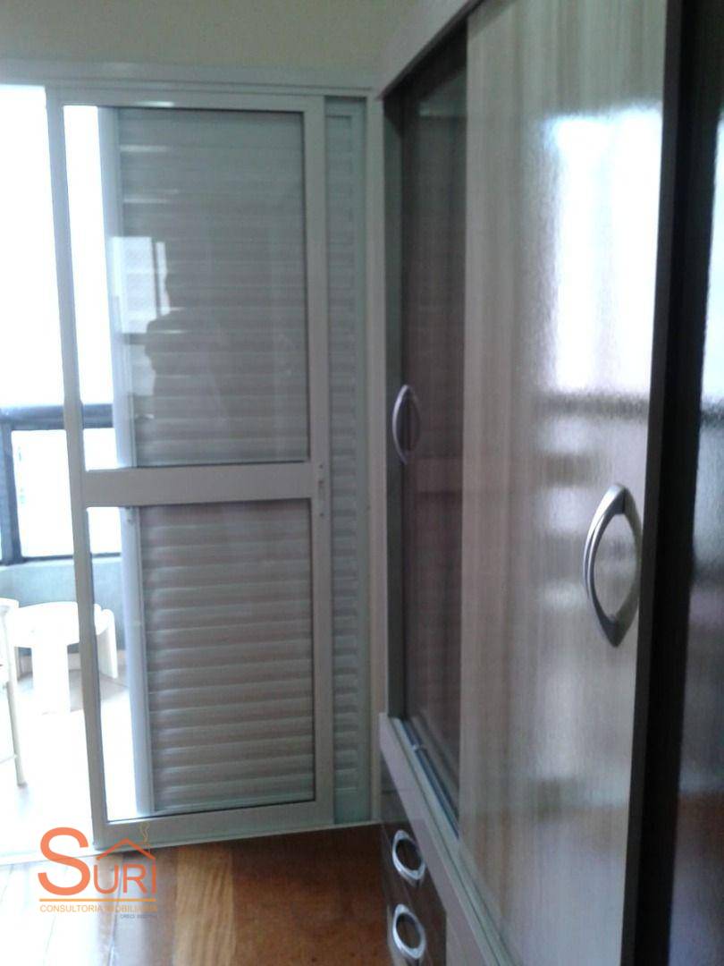 Apartamento à venda com 3 quartos, 116m² - Foto 3