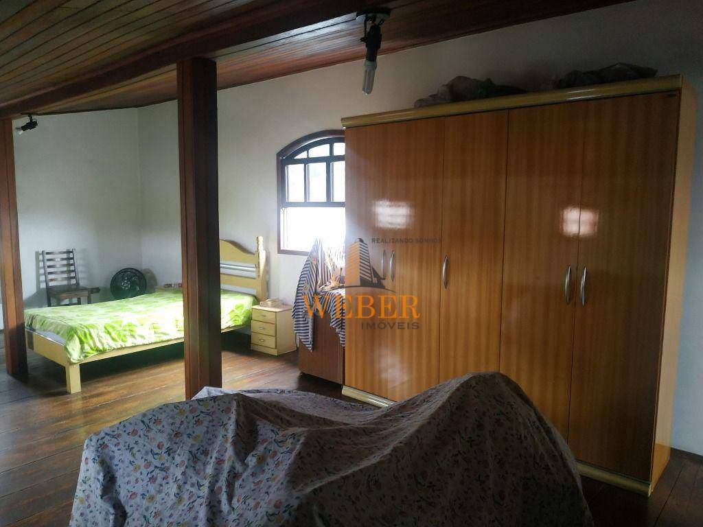 Sobrado à venda com 4 quartos, 180m² - Foto 8