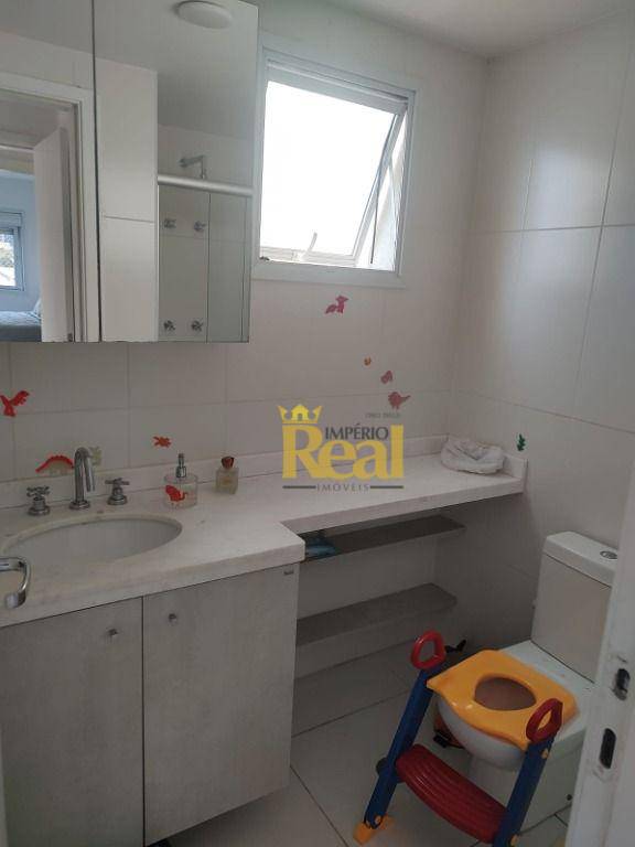 Apartamento à venda com 3 quartos, 159m² - Foto 17