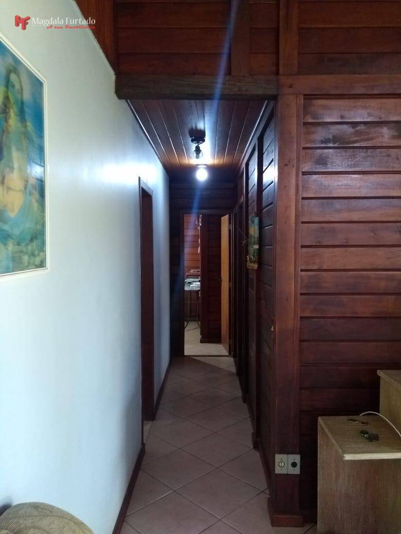 Casa à venda com 3 quartos, 200m² - Foto 7