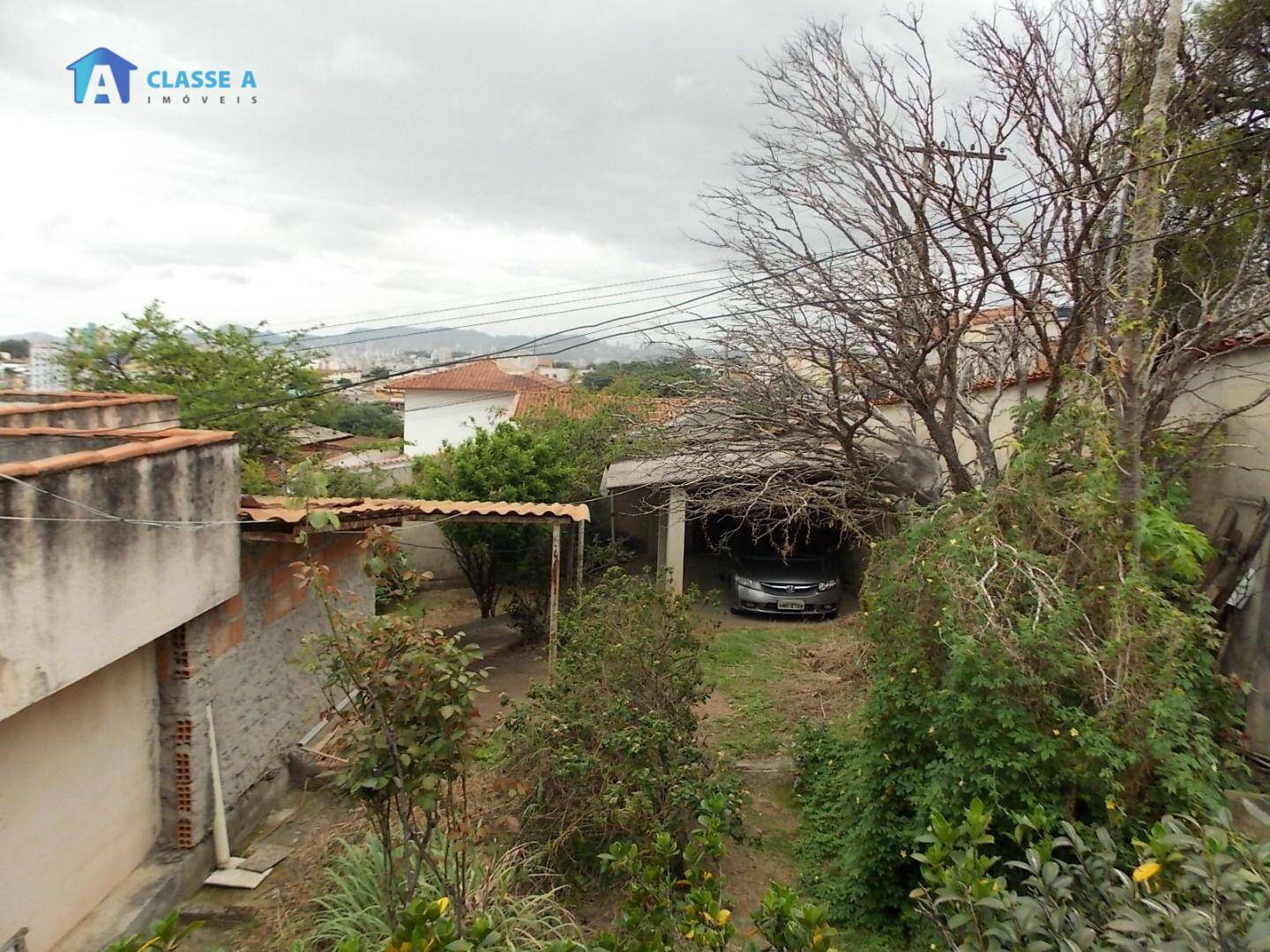 Casa à venda com 4 quartos, 200m² - Foto 40