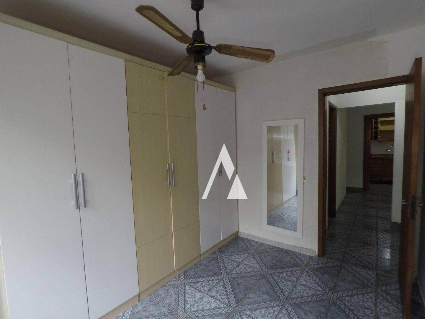 Apartamento à venda com 2 quartos, 60m² - Foto 13