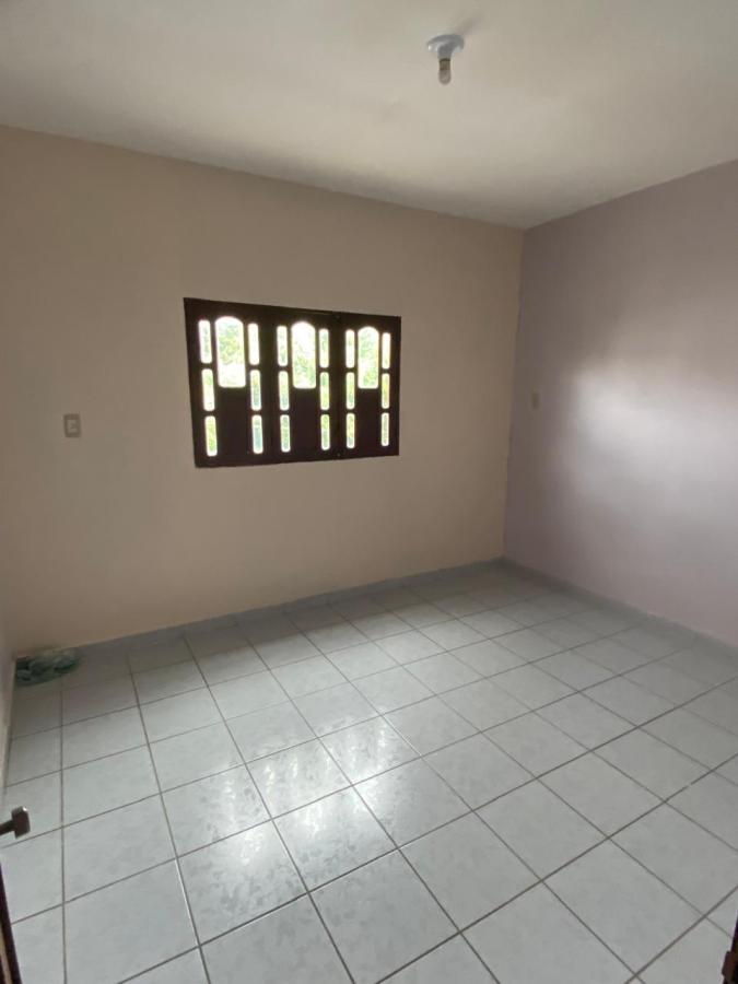 Apartamento para alugar com 2 quartos, 165m² - Foto 4