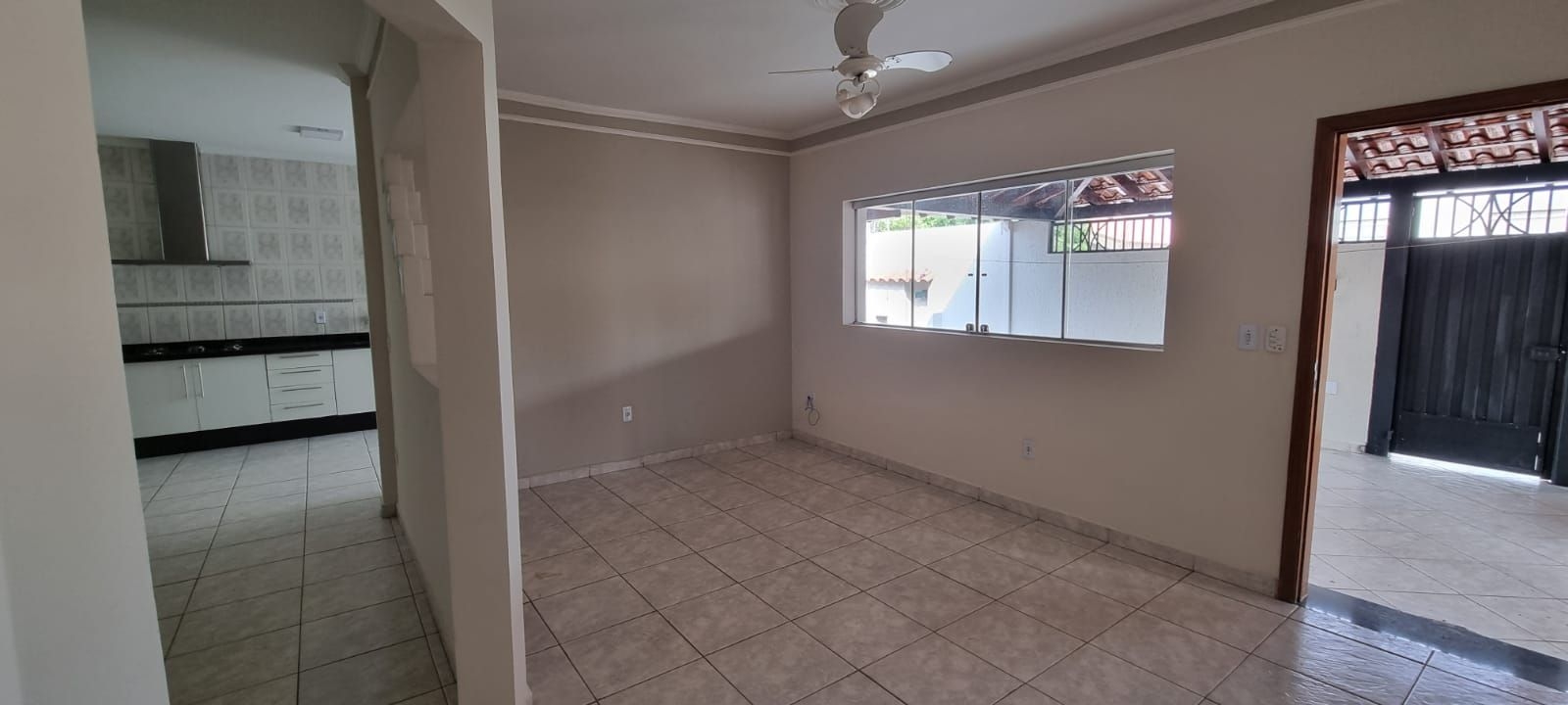 Casa à venda com 3 quartos, 190m² - Foto 9