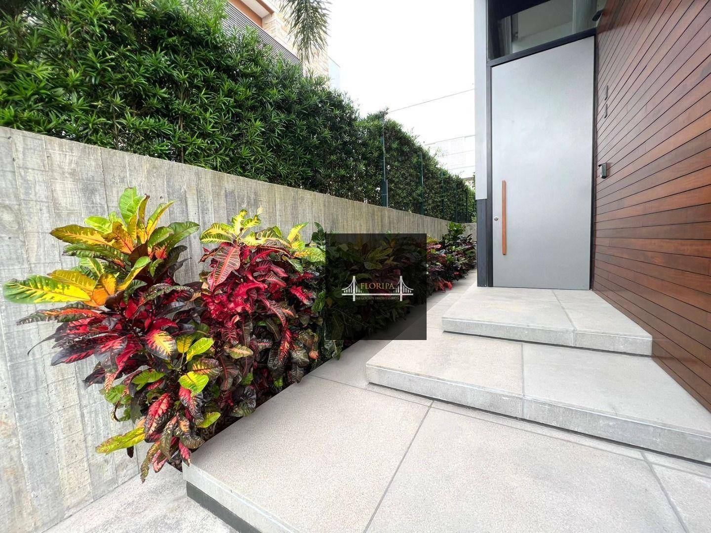 Casa à venda com 3 quartos, 340m² - Foto 4