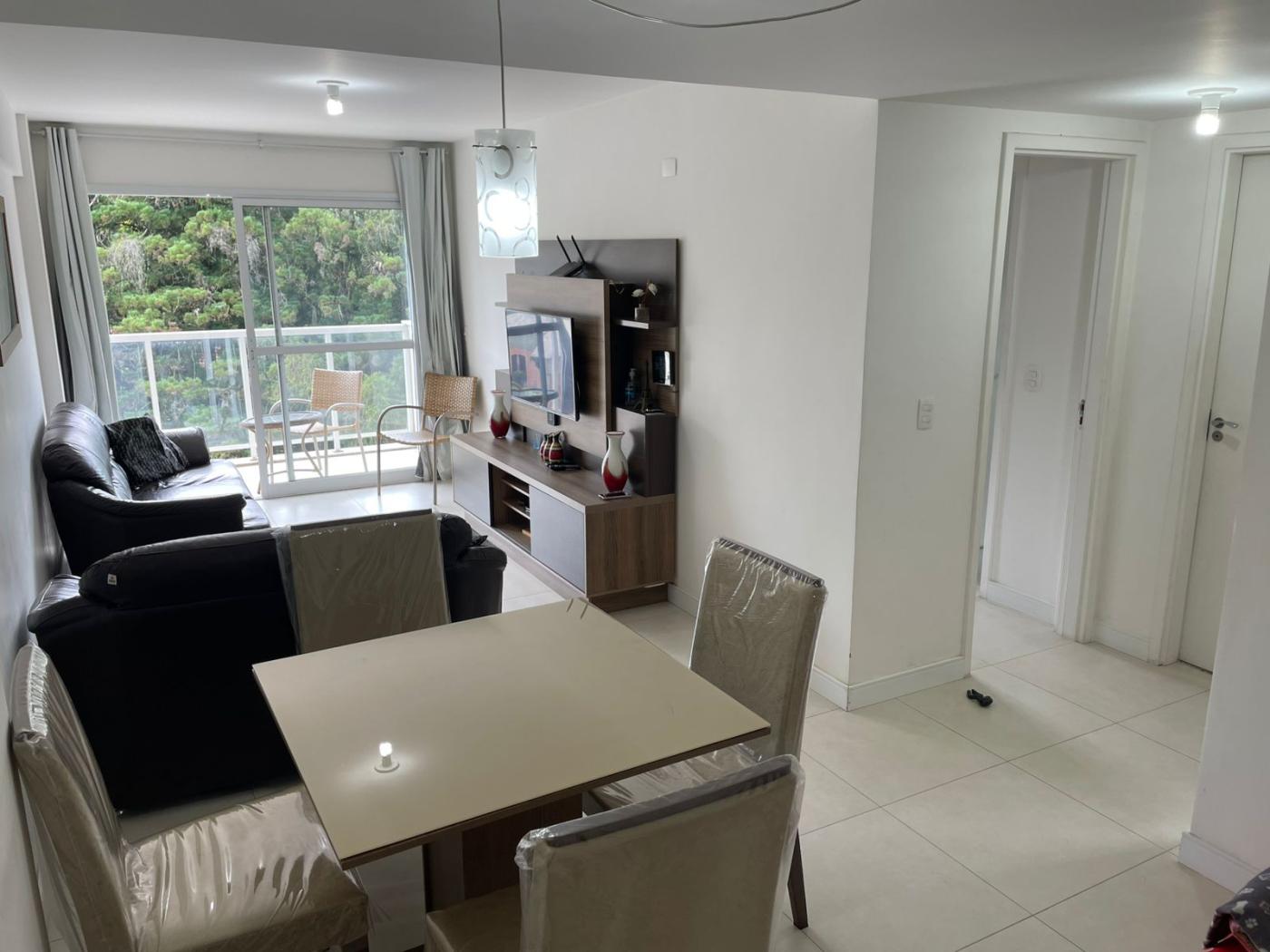 Apartamento à venda com 2 quartos, 69m² - Foto 2