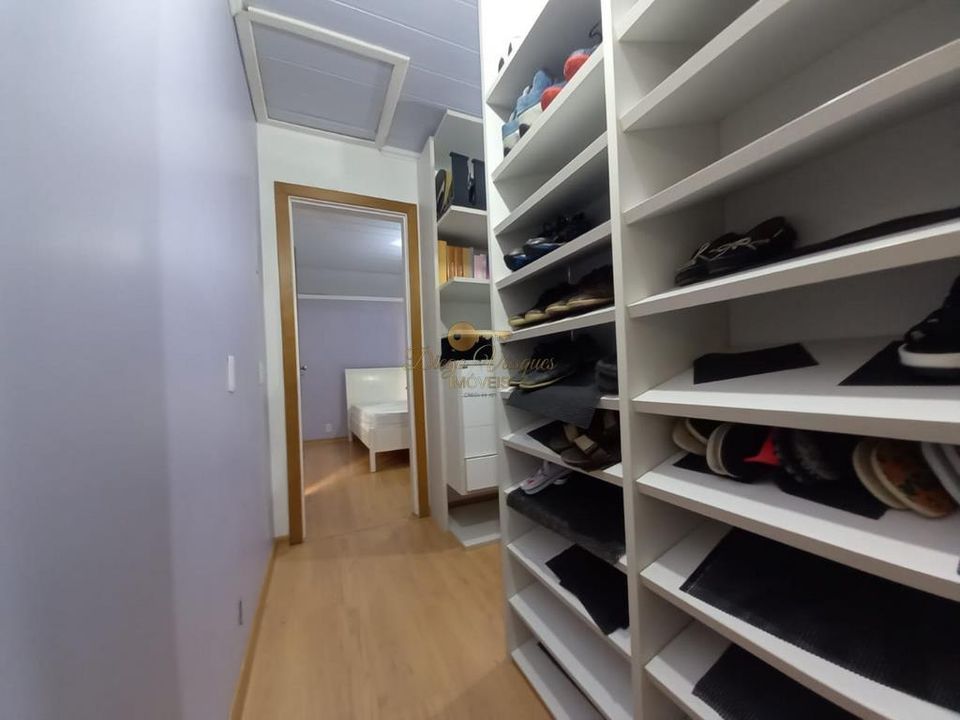 Casa de Condomínio à venda com 4 quartos, 232m² - Foto 21