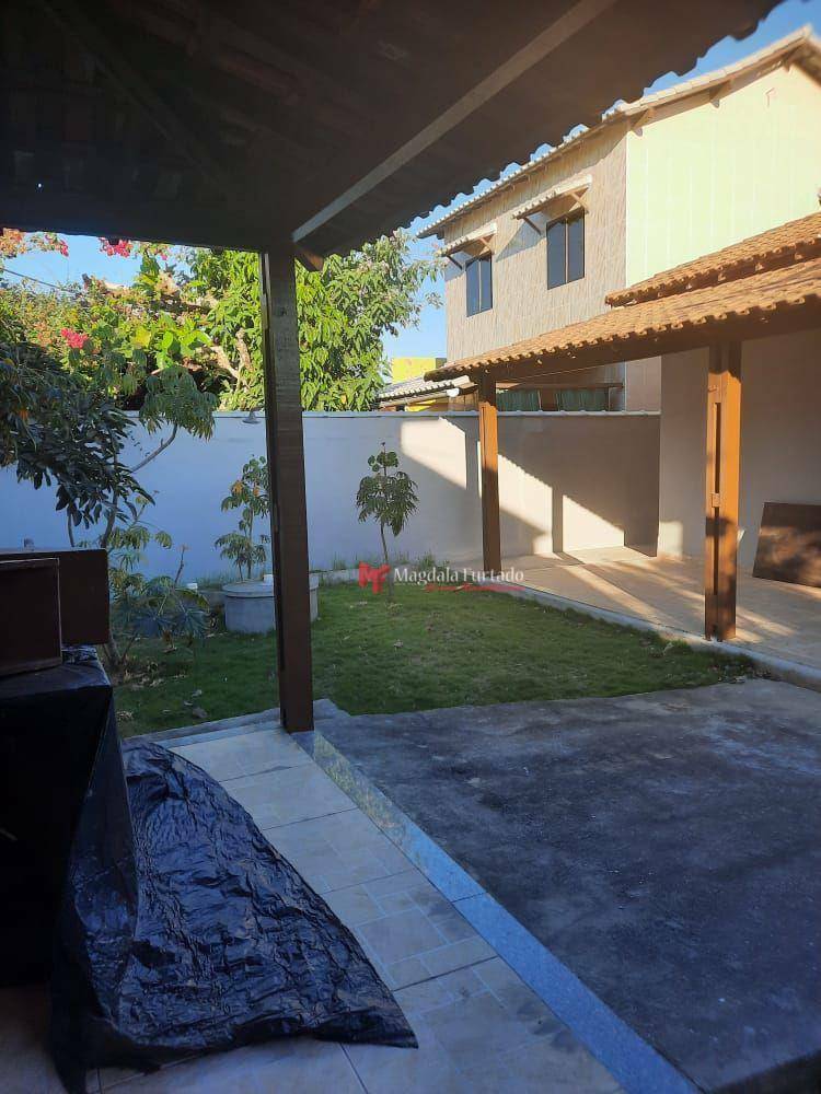 Casa à venda com 3 quartos, 67m² - Foto 14