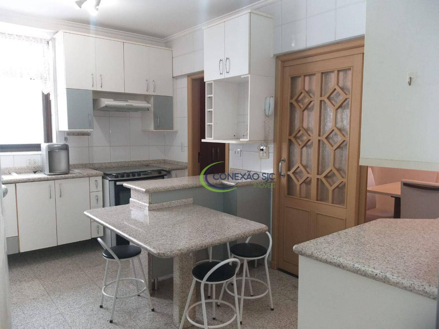 Apartamento à venda com 3 quartos, 145m² - Foto 12